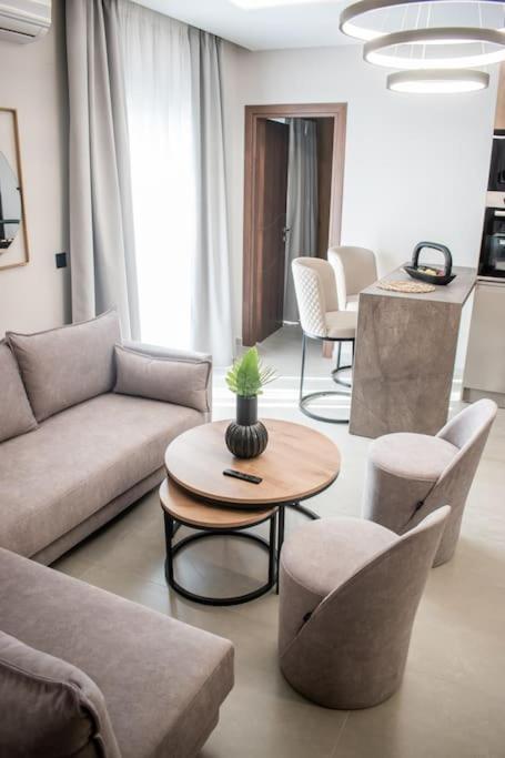 Ferienwohnung Heaven On The 7Th Thessaloniki Exterior foto